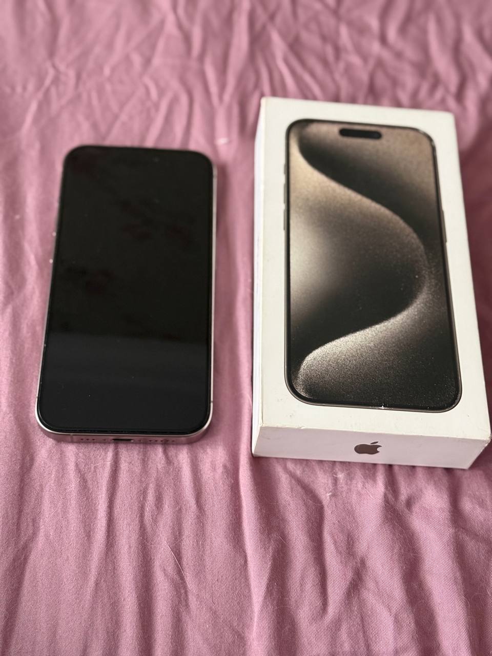 iPhone 15 Pro 128 GB Natural Titanium
