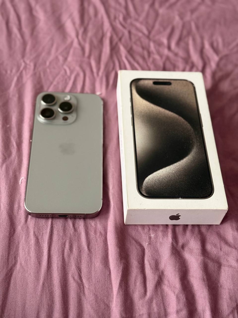 iPhone 15 Pro 128 GB Natural Titanium