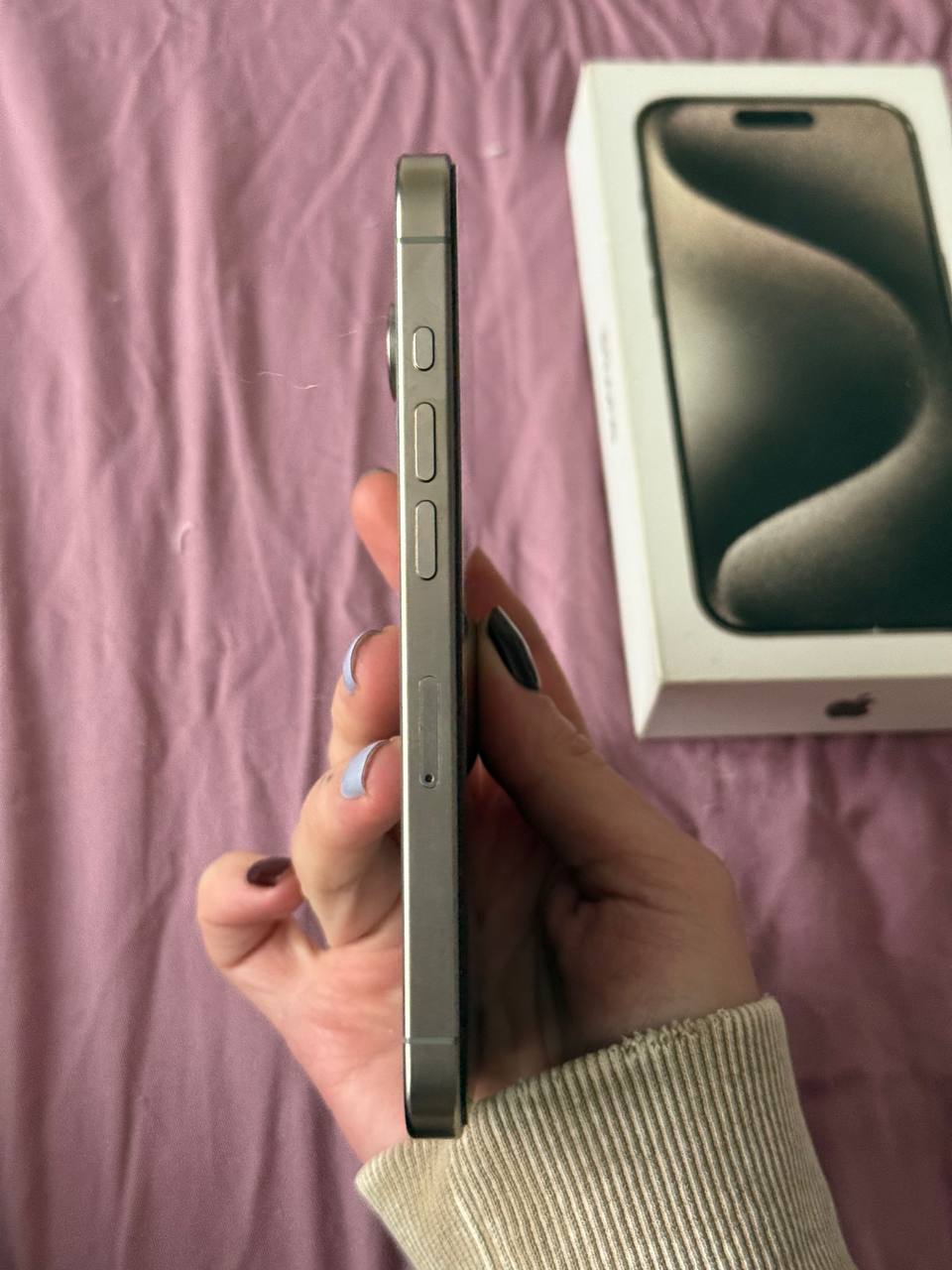 iPhone 15 Pro 128 GB Natural Titanium