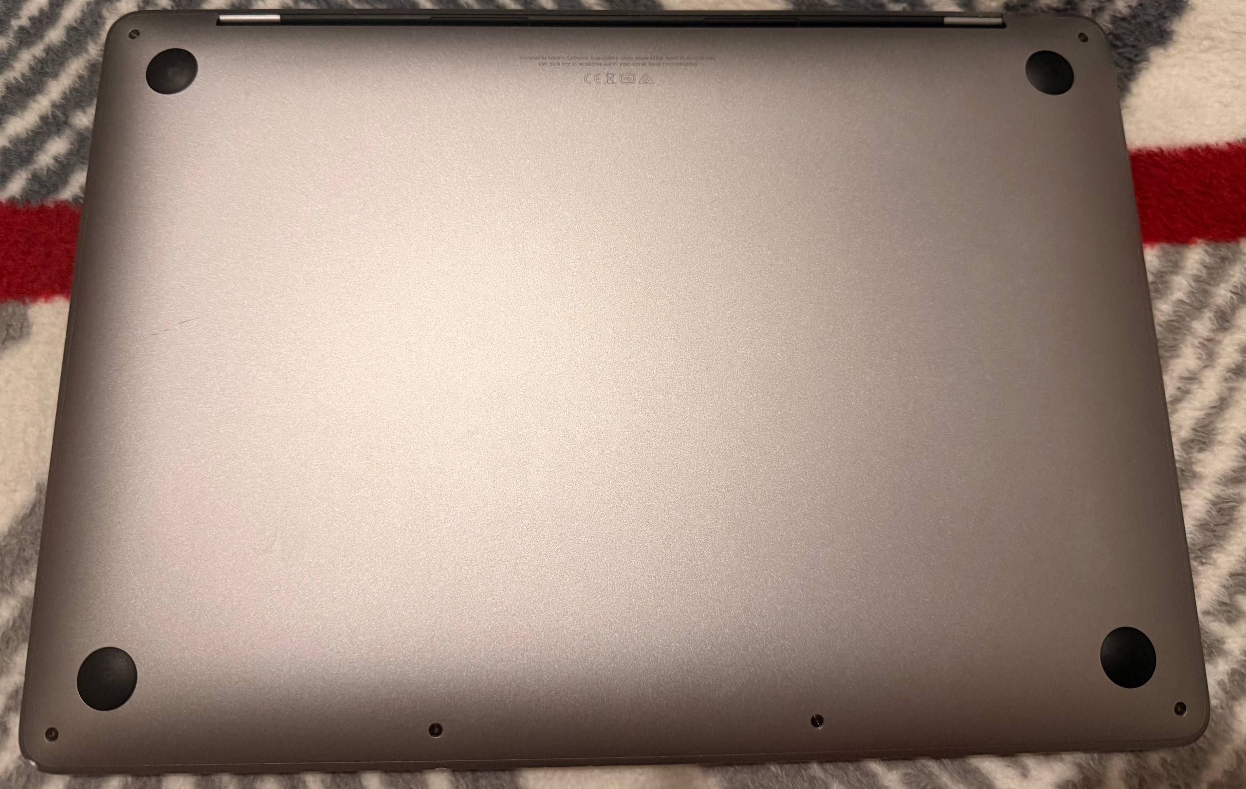 MacBook Pro 13" Apple M1 8/256 ГБ