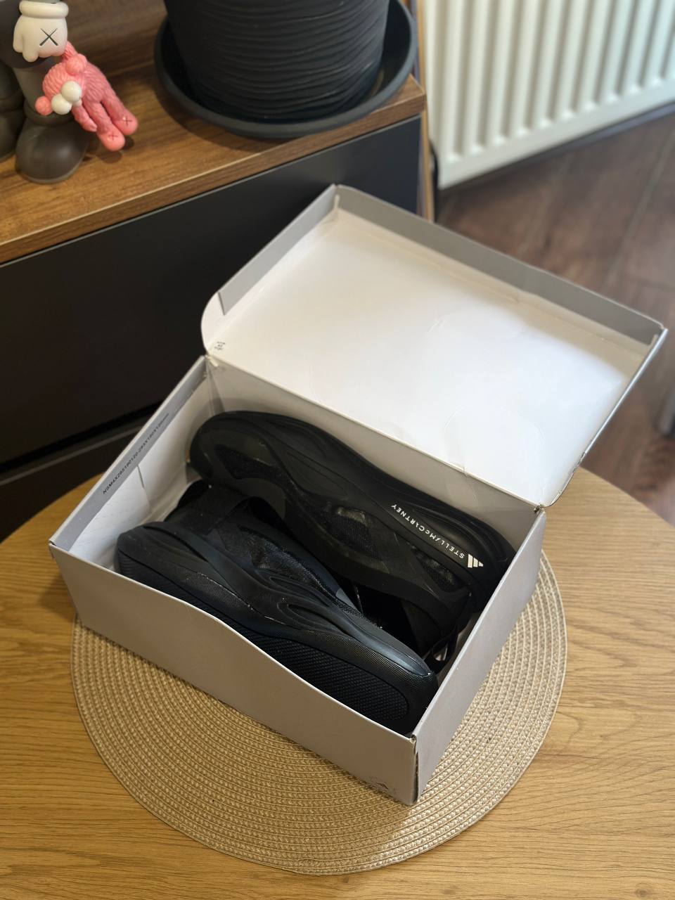 Кроссовки Adidas by Stella McCartney, размер 7 US