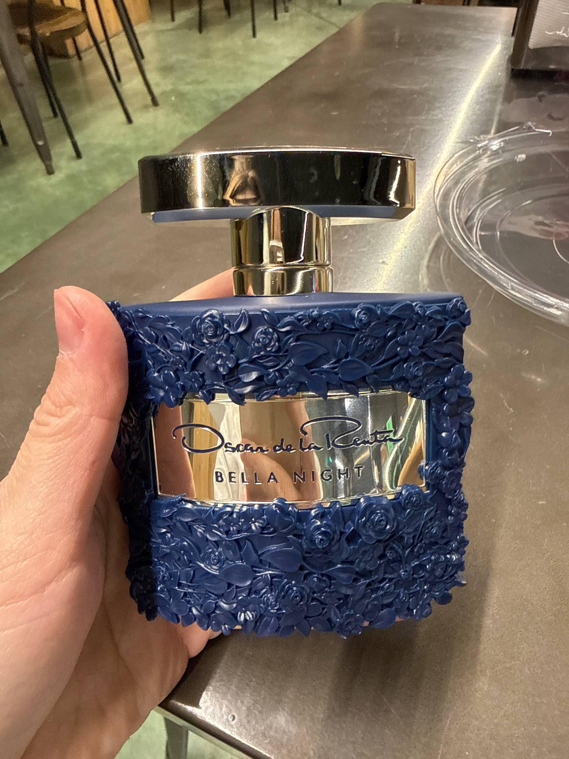 Парфюм Bella Night Oscar de la Renta