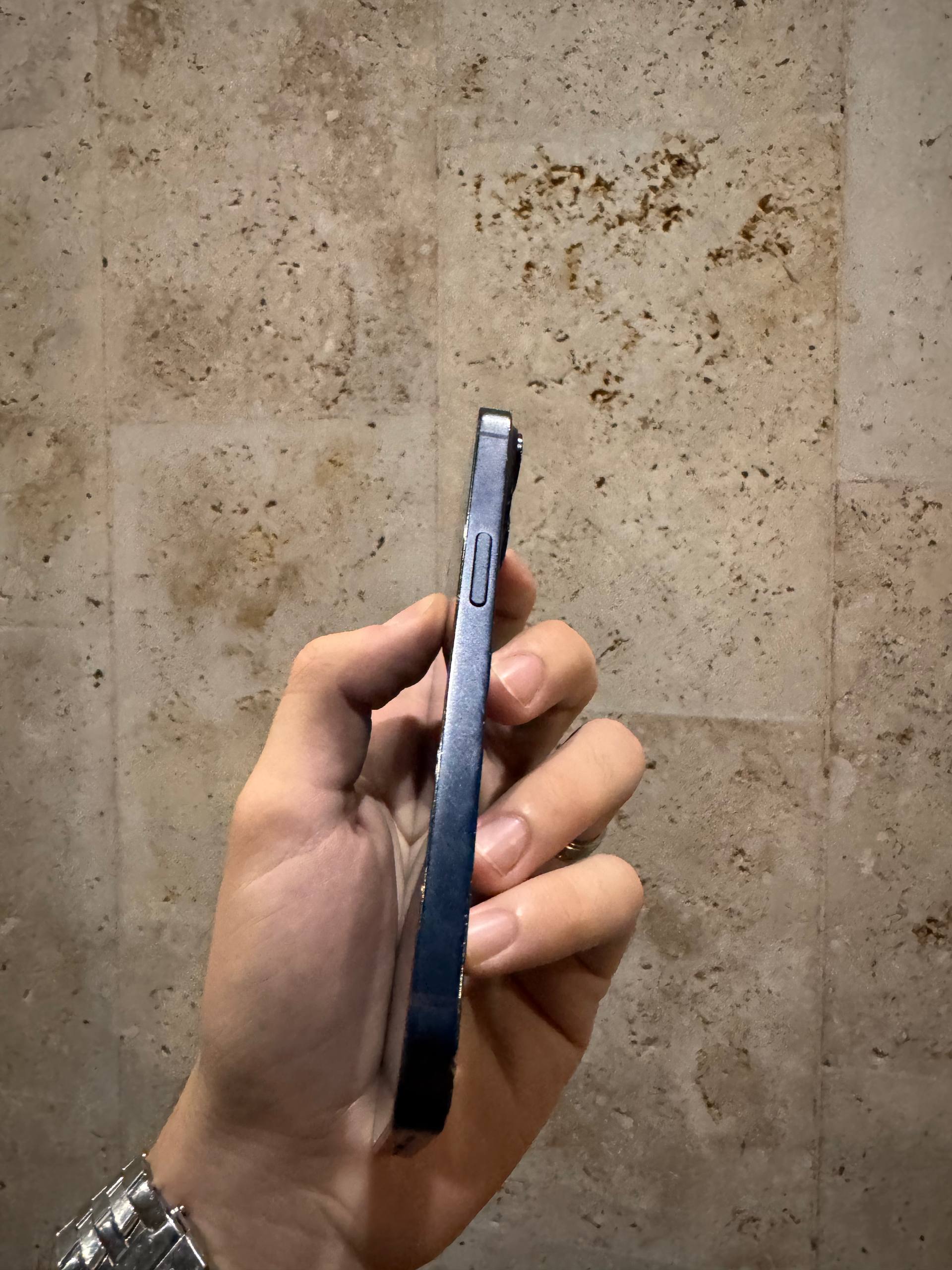 iPhone 14 128GB