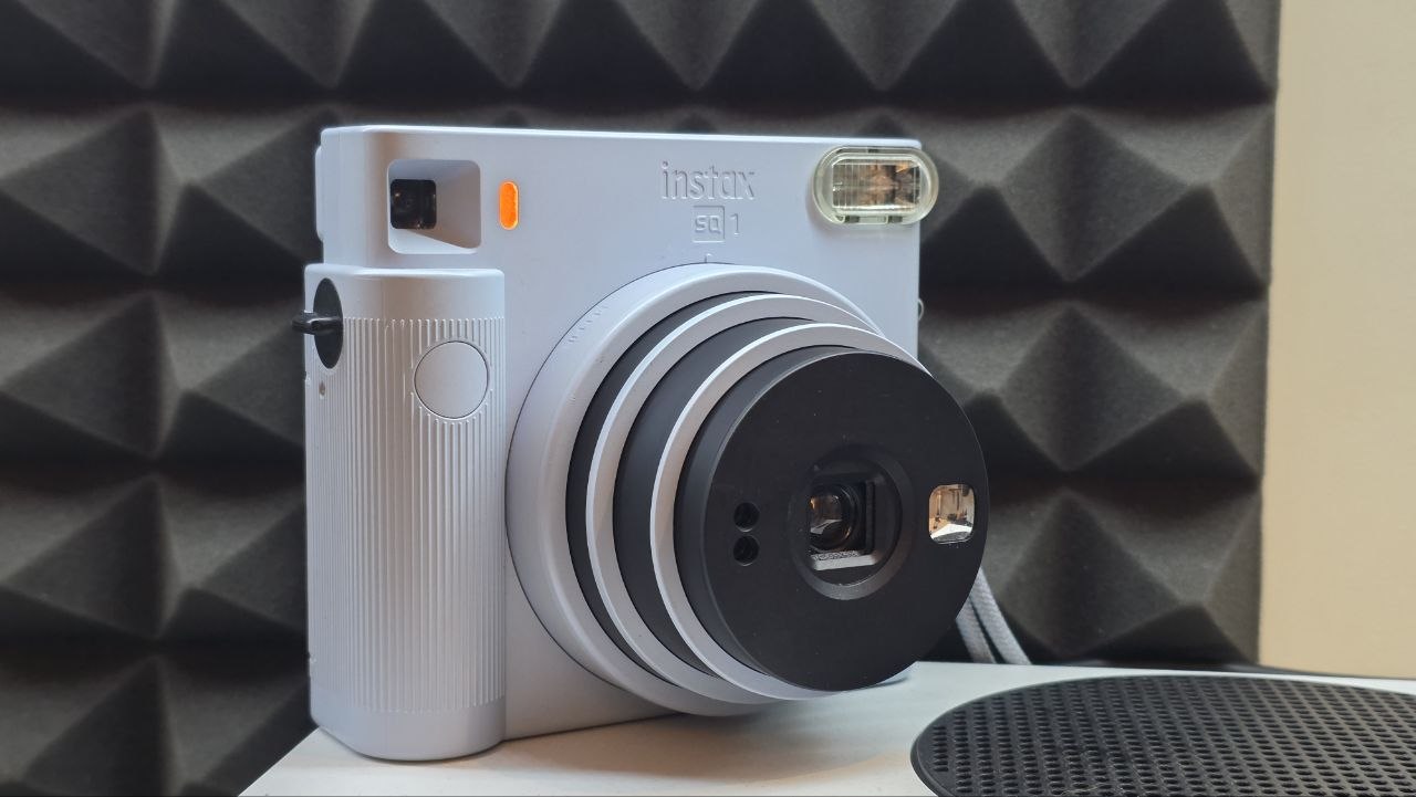 Фотоаппарат Fujifilm Instax SQ1