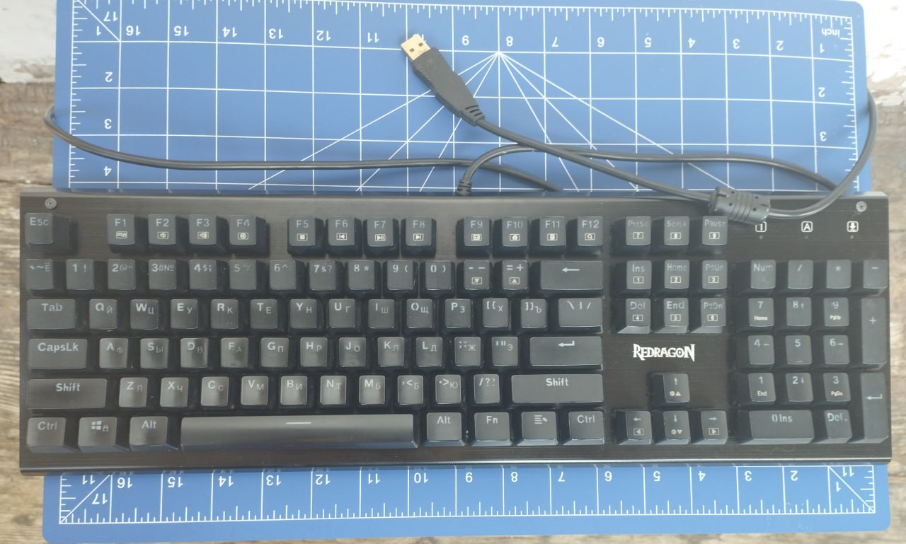 Механическая клавиатура Redragon Aryaman K569