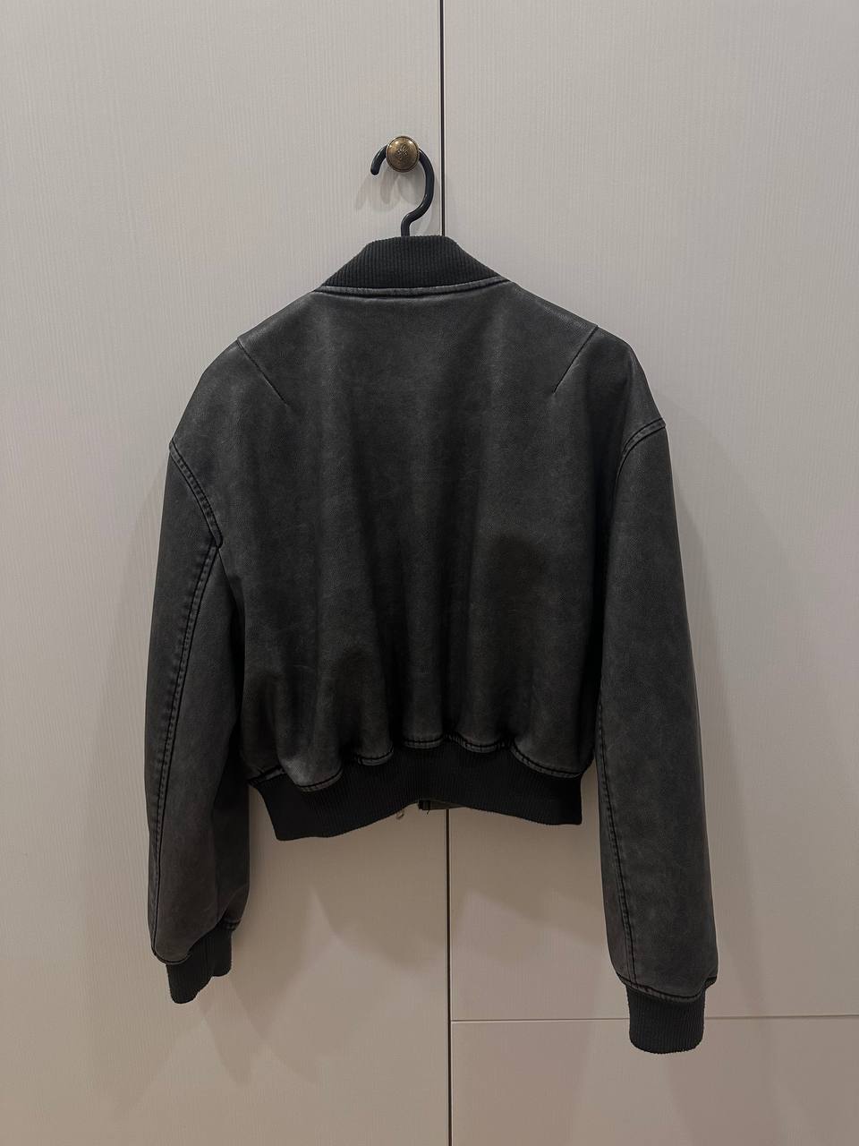Кожаный бомбер Zara, размер S
