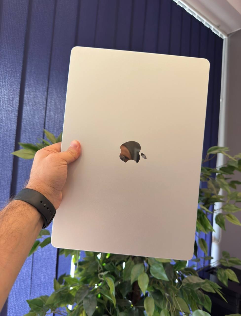 MacBook Air M4 15" Silver 16GB/256GB