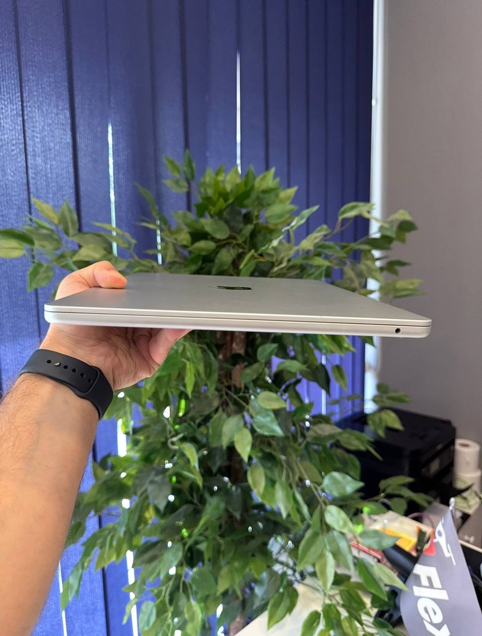 MacBook Air M4 15" Silver 16GB/256GB