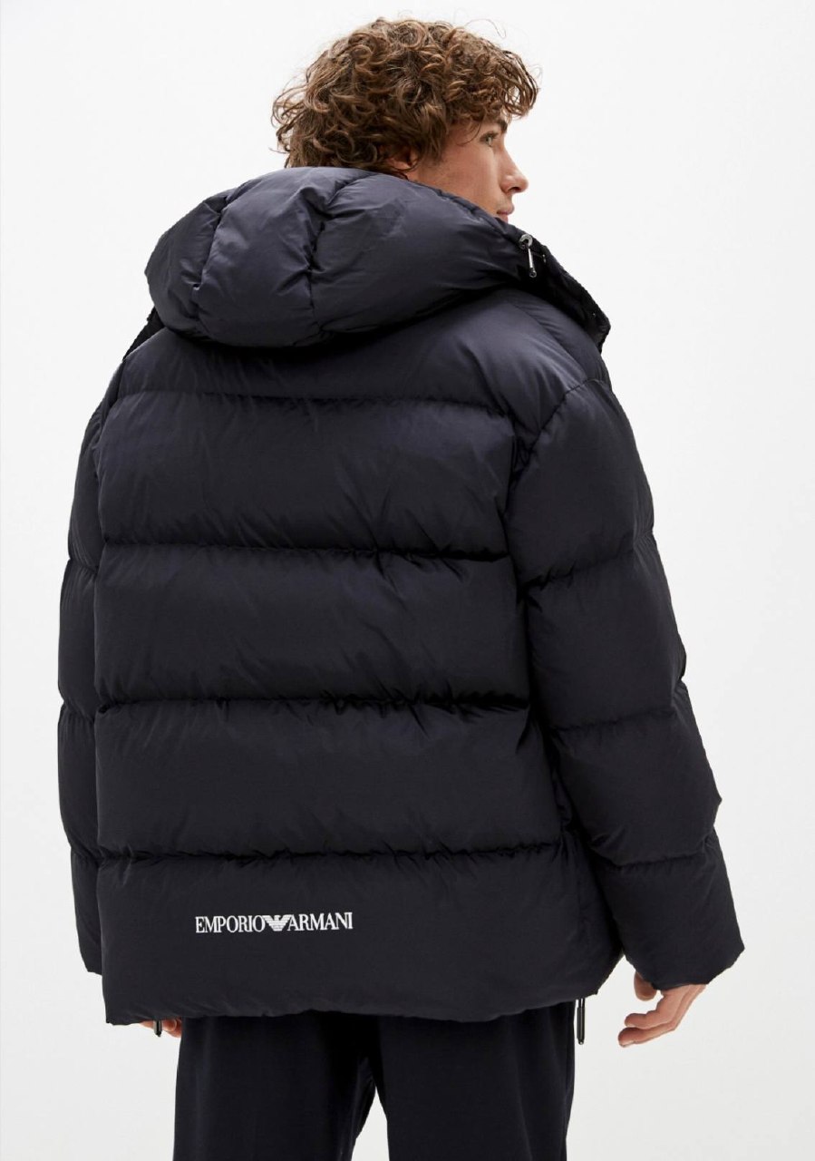 Мужской пуховик Emporio Armani, размер 46