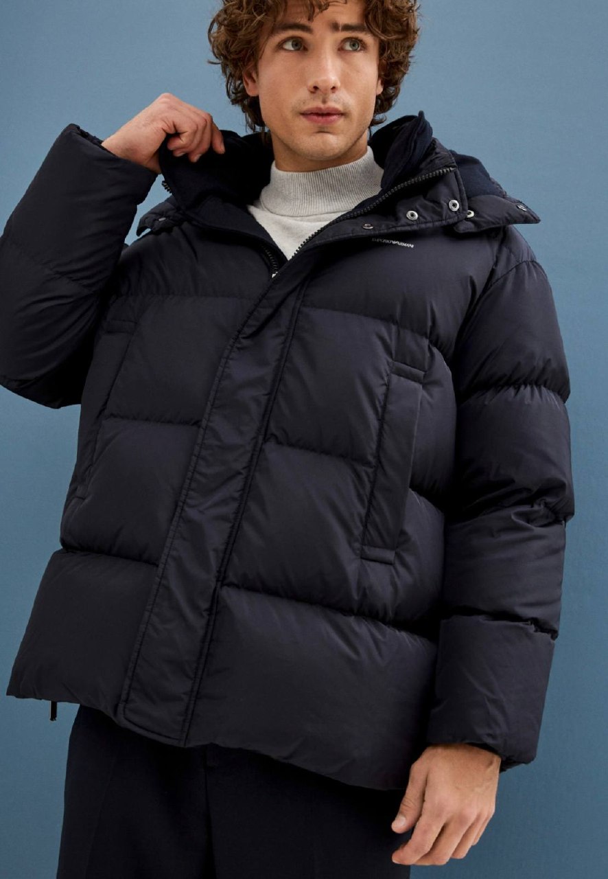 Мужской пуховик Emporio Armani, размер 46