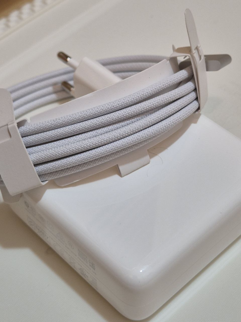 Зарядное устройство для MacBook 96W + кабель MagSafe/Type-C 2м
