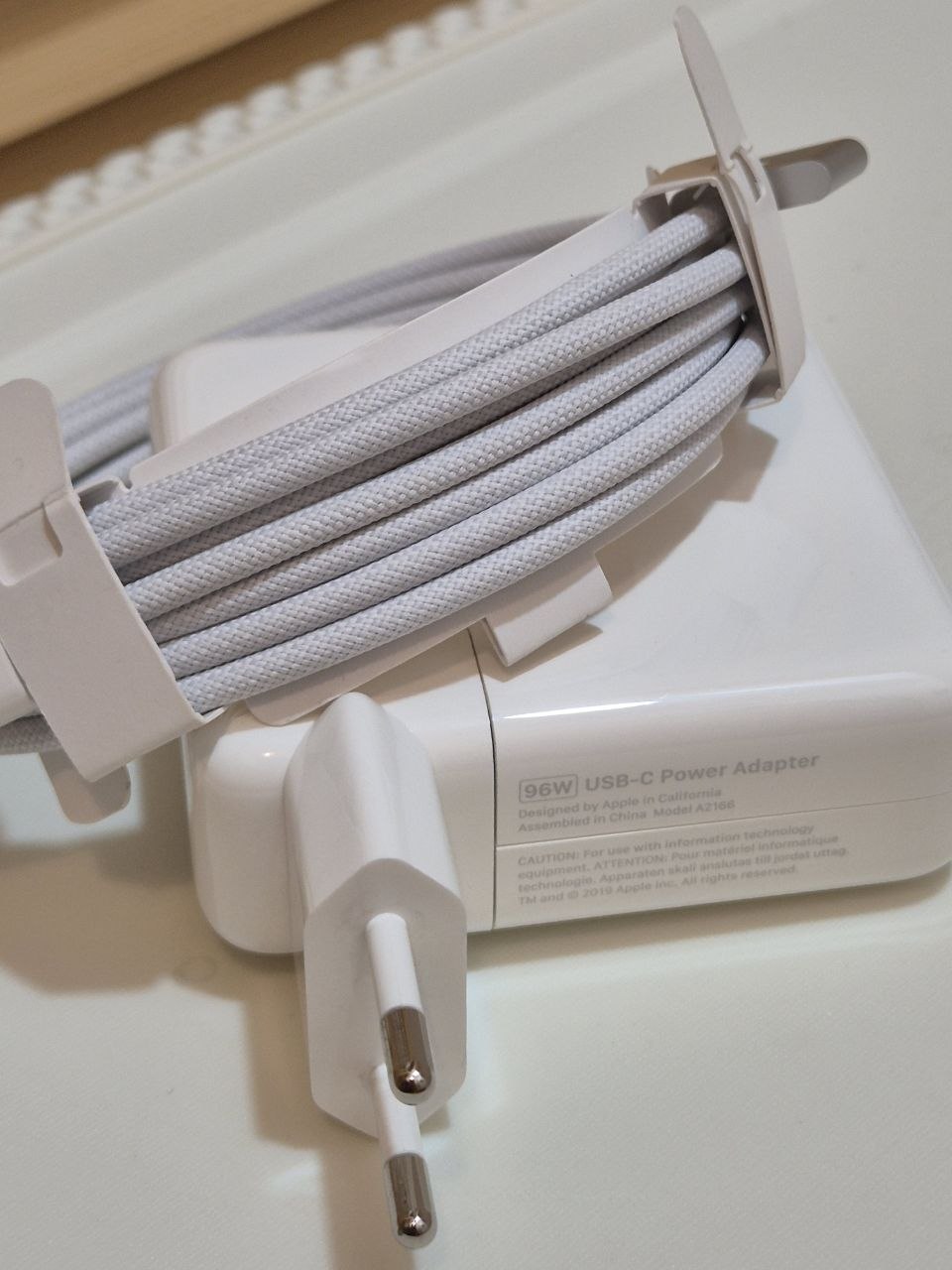 Зарядное устройство для MacBook 96W + кабель MagSafe/Type-C 2м