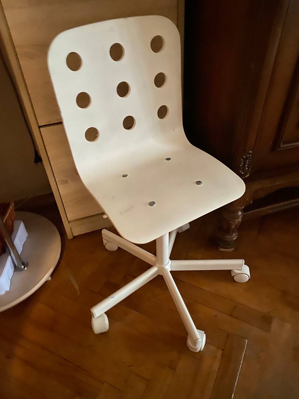 Детский письменный стул IKEA JULES на колесиках