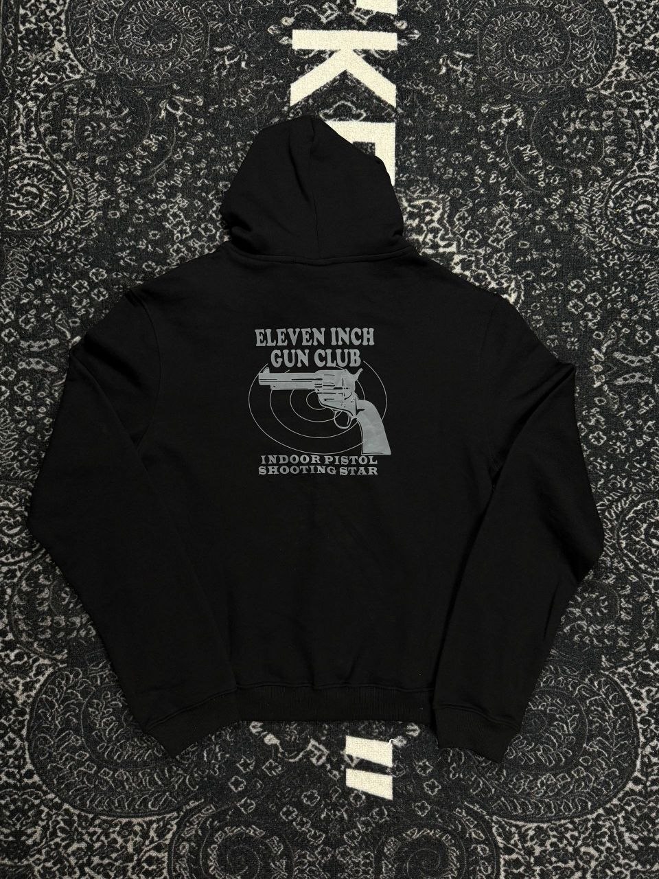 Зипхуди Vetements
