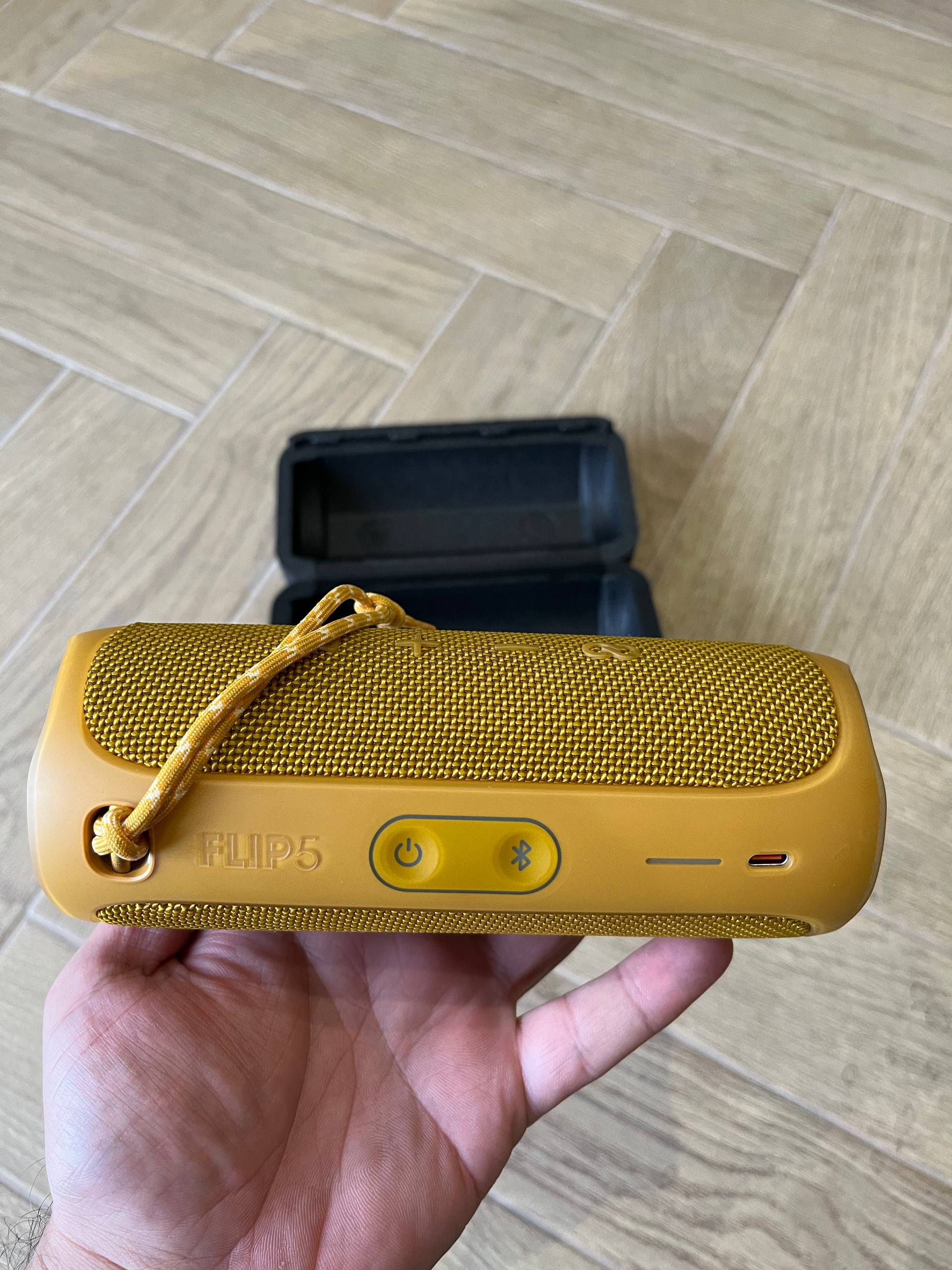 Портативная колонка JBL Flip 5, горчичный