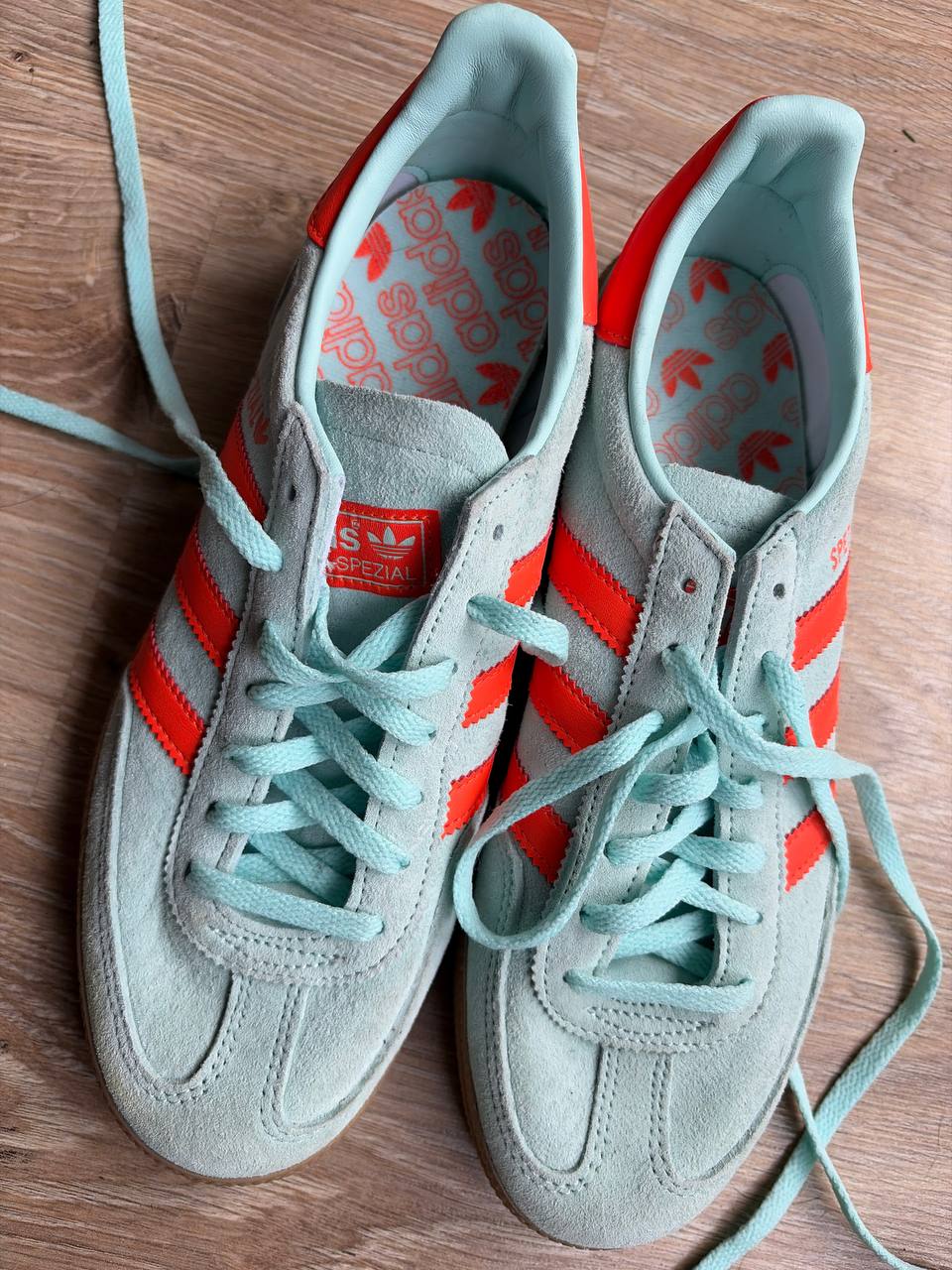 Adidas кроссовки, размер 39 1/3
