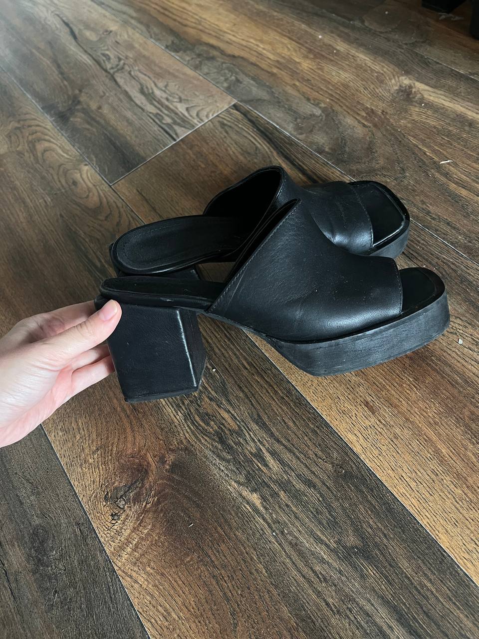 Ботинки чёрные из экокожи, 37.5-38