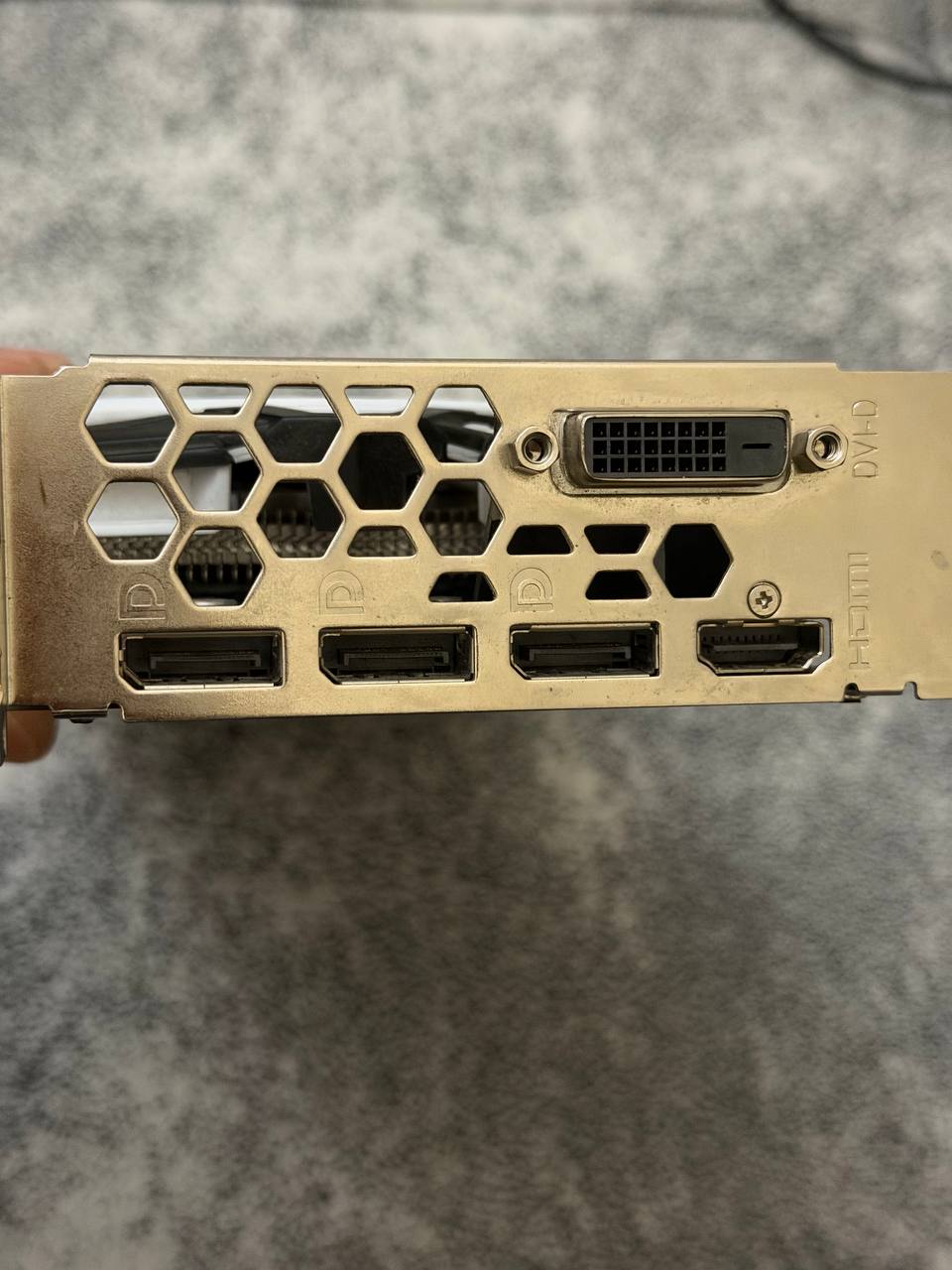 Видеокарта AMD Radeon RX 570 4GB Armor OC