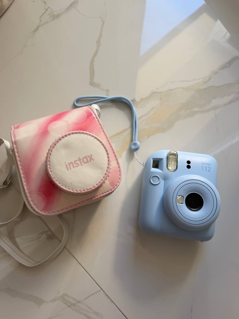 Фотоаппарат Instax Mini 12 с сумочкой