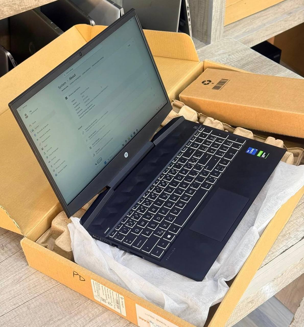 HP Pavilion Gaming 15-dk2096TX, RTX 3050, i7-11370H, 16GB, 512GB SSD