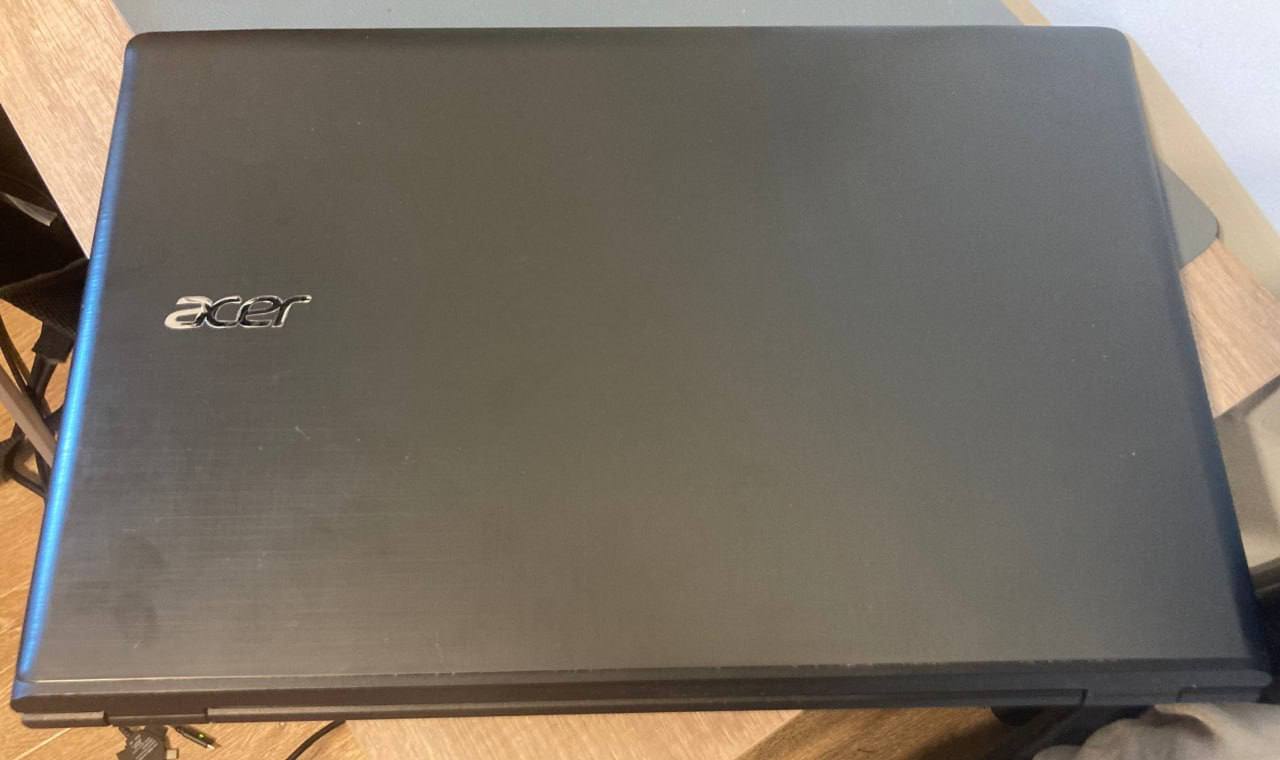 Ноутбук Acer Aspire E5-774G