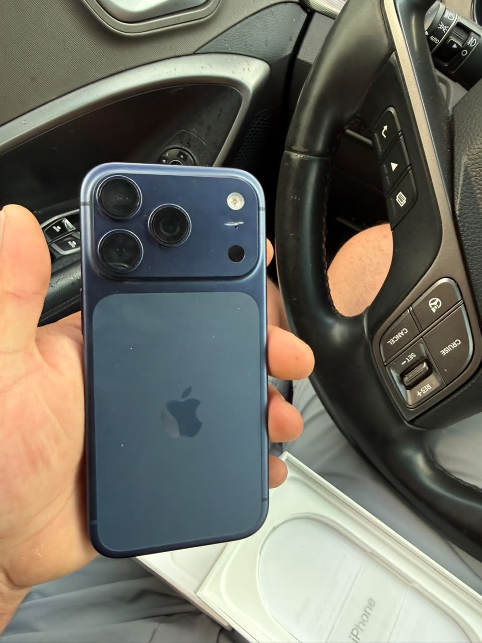 iPhone 17 Pro 96% батарея