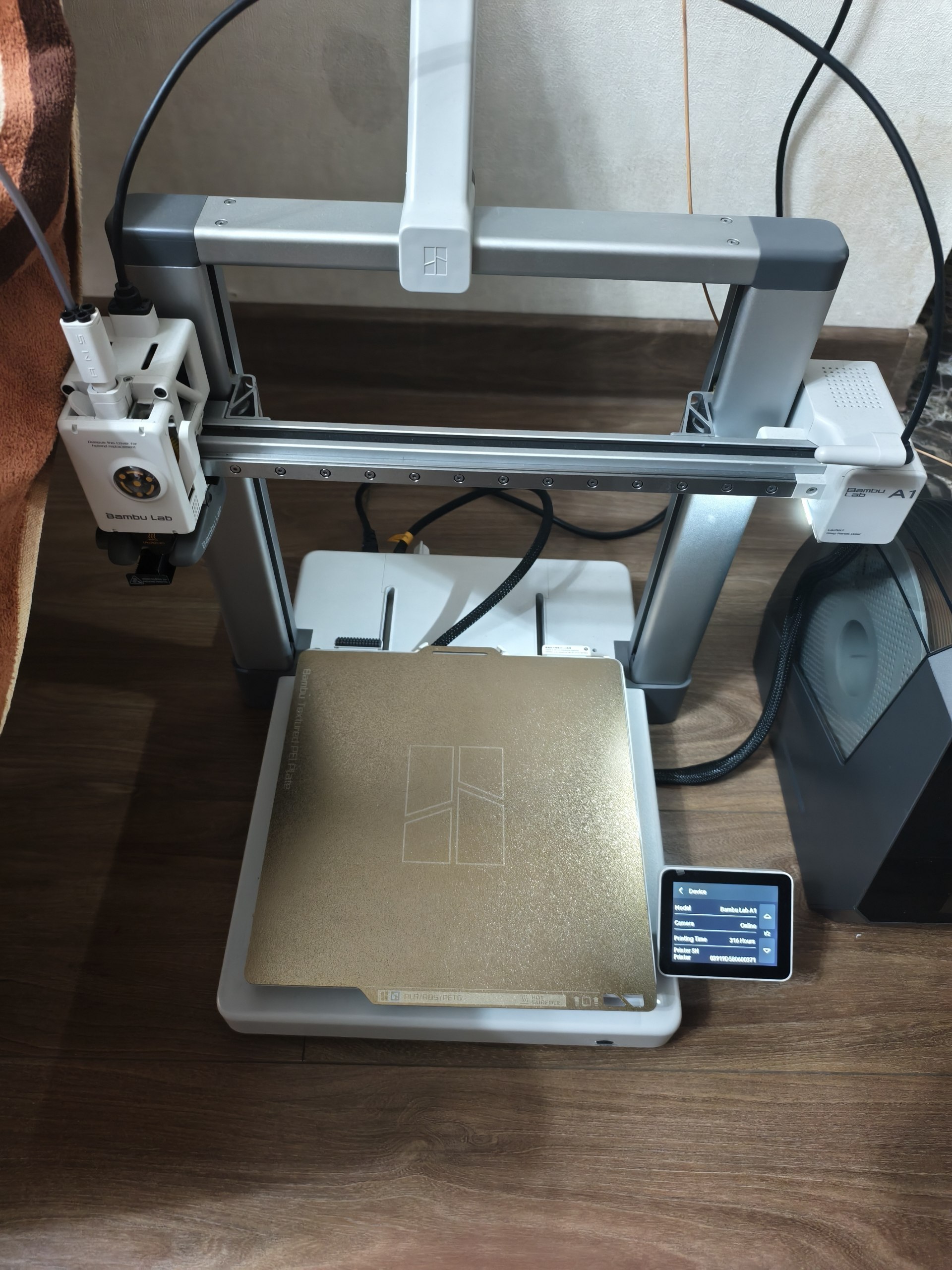 3D принтер Bambu Lab A1 с сушилкой и 4 катушками PLA