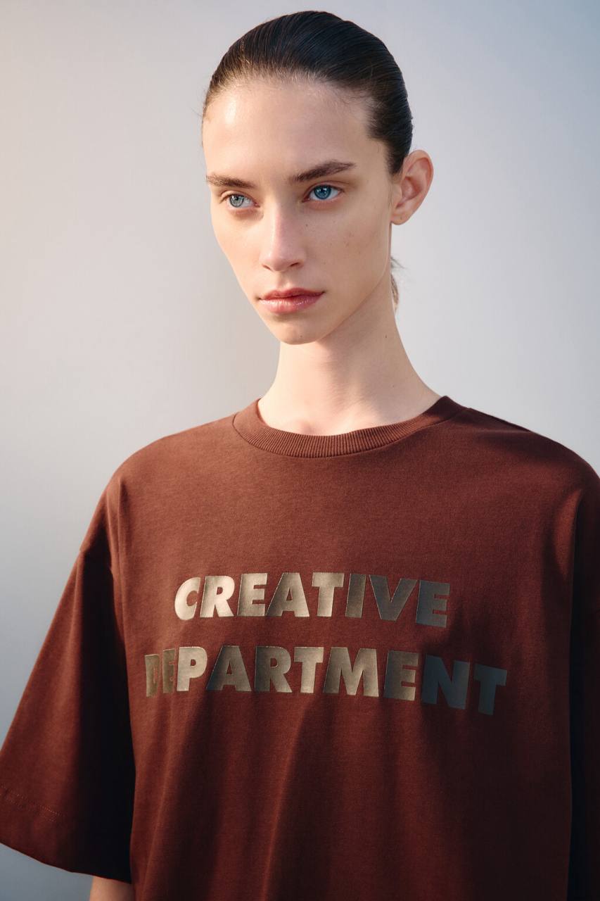 Футболка Befree оверсайз с надписью creative department