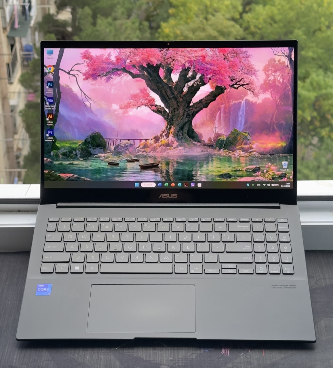 Ноутбук ASUS Creator Q (Q540) i9-13900H, RTX 3050, 16GB, 1TB, OLED 2.8K