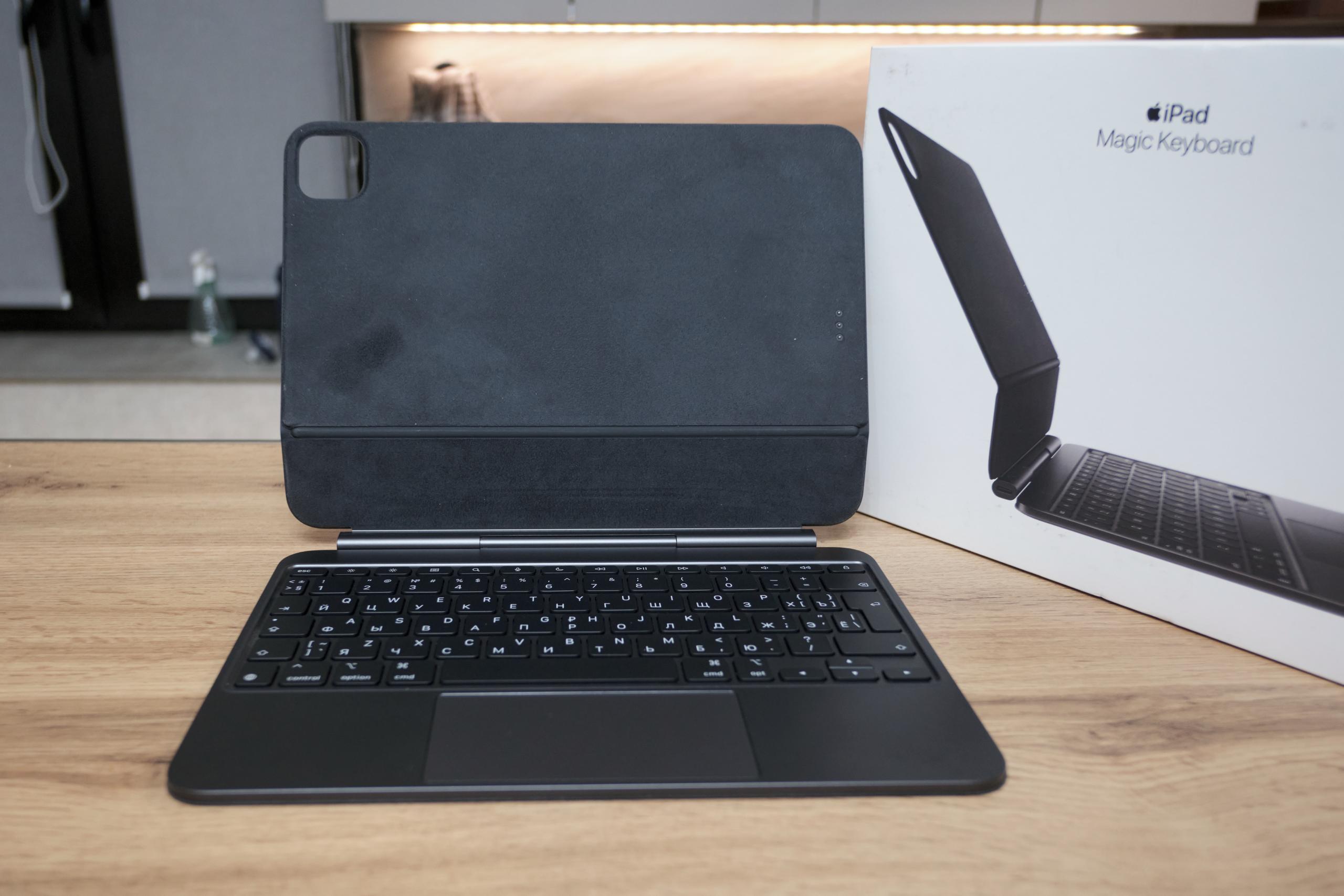 Apple Magic Keyboard для iPad Pro 11 (2-я версия)