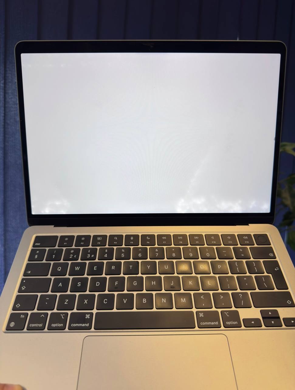 MacBook Air M2 Space Gray 8/256 ГБ