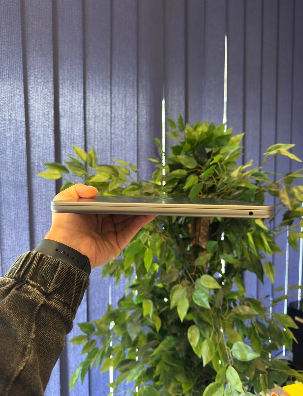 MacBook Air M2 Space Gray 8/256 ГБ