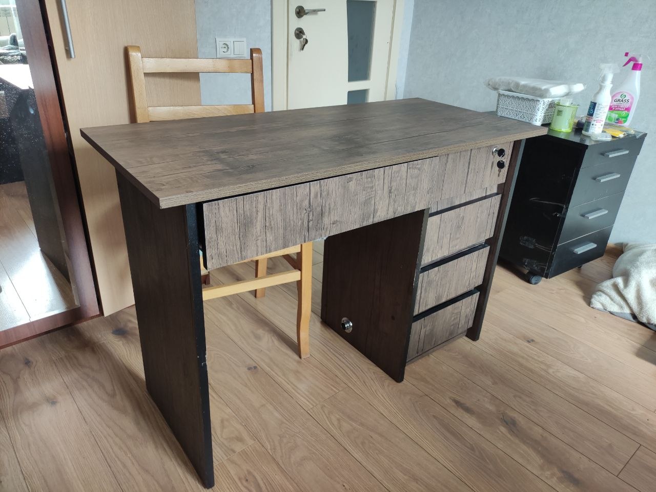 Стол Jysk 110×50×75