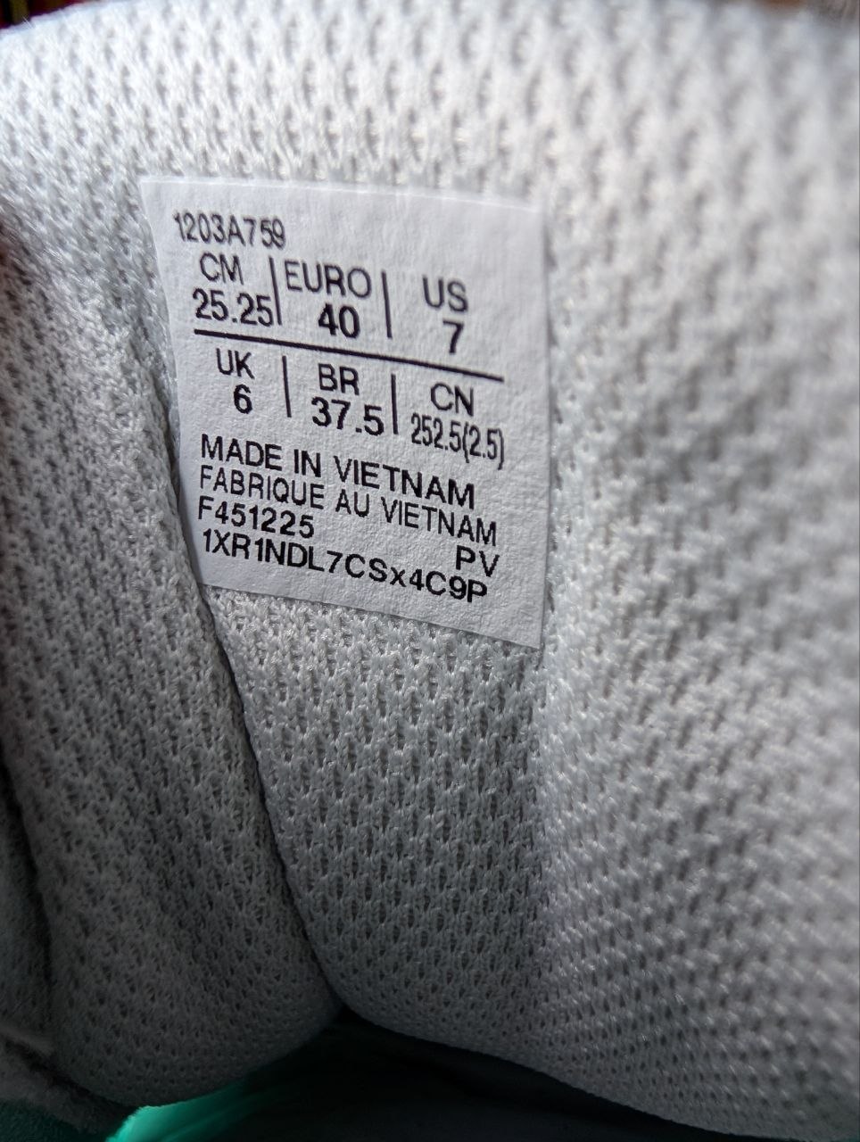 Женские кроссовки ASICS GEL-KAYANO 12.1, размер 40