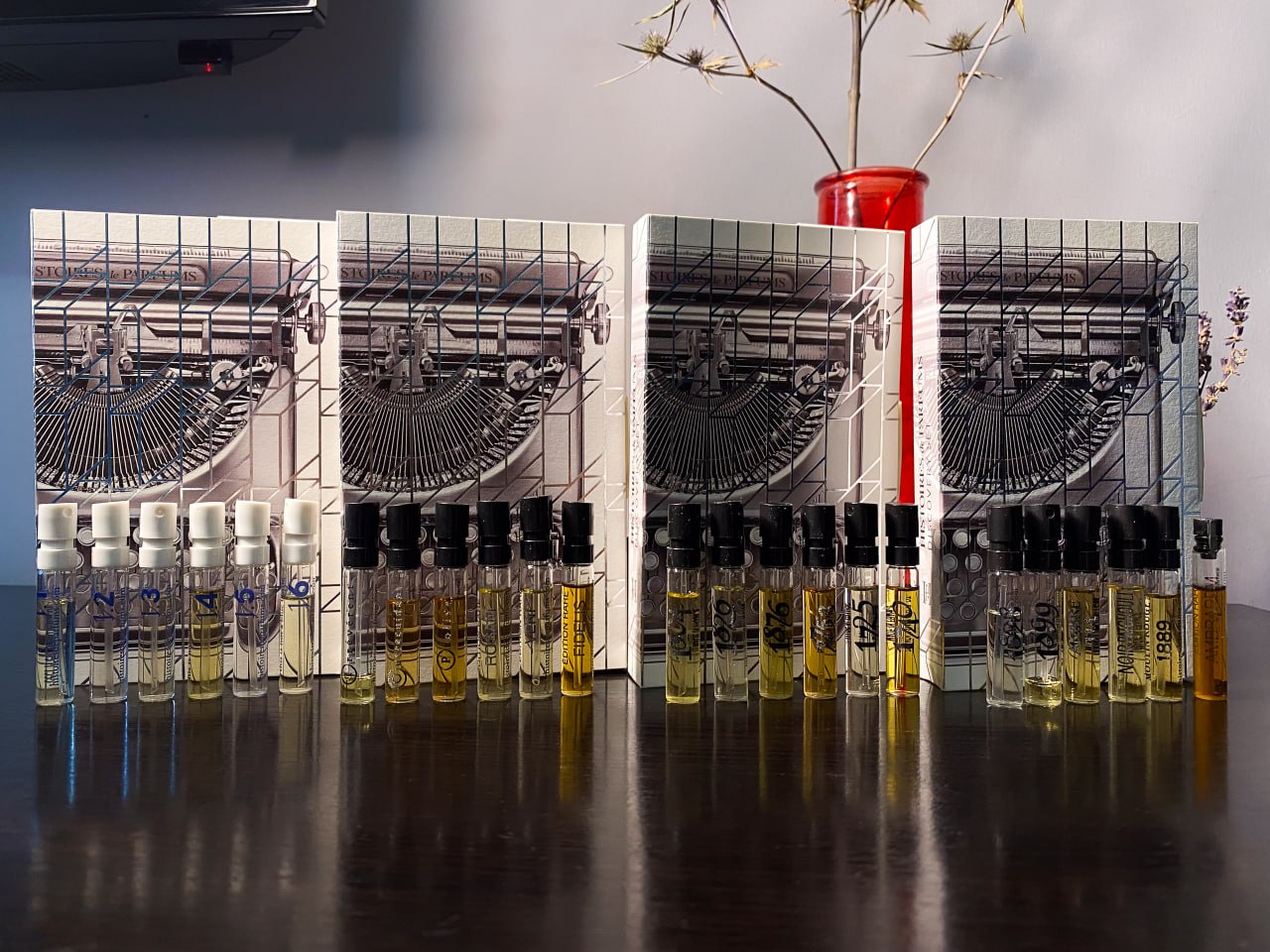 Library Discovery Set от Histoires de Parfums (22 пробника)