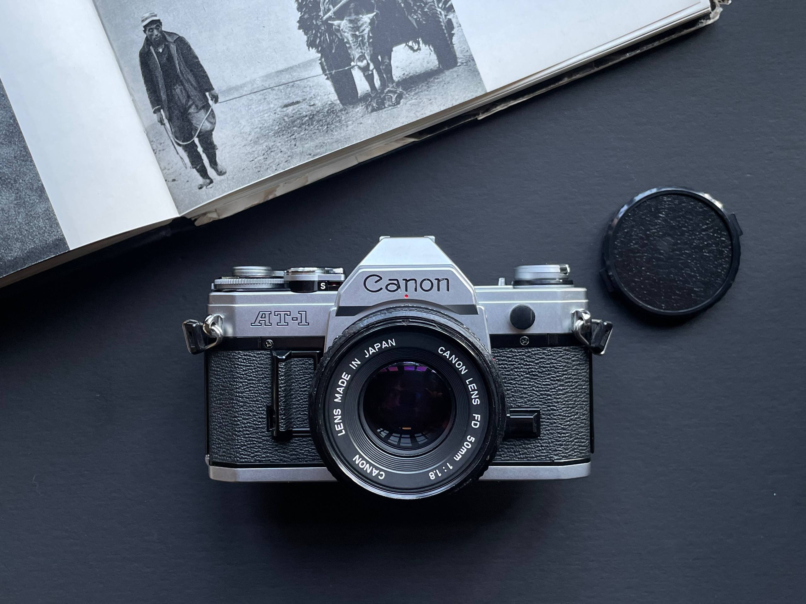 Canon AT-1 (1977) плёночная зеркалка