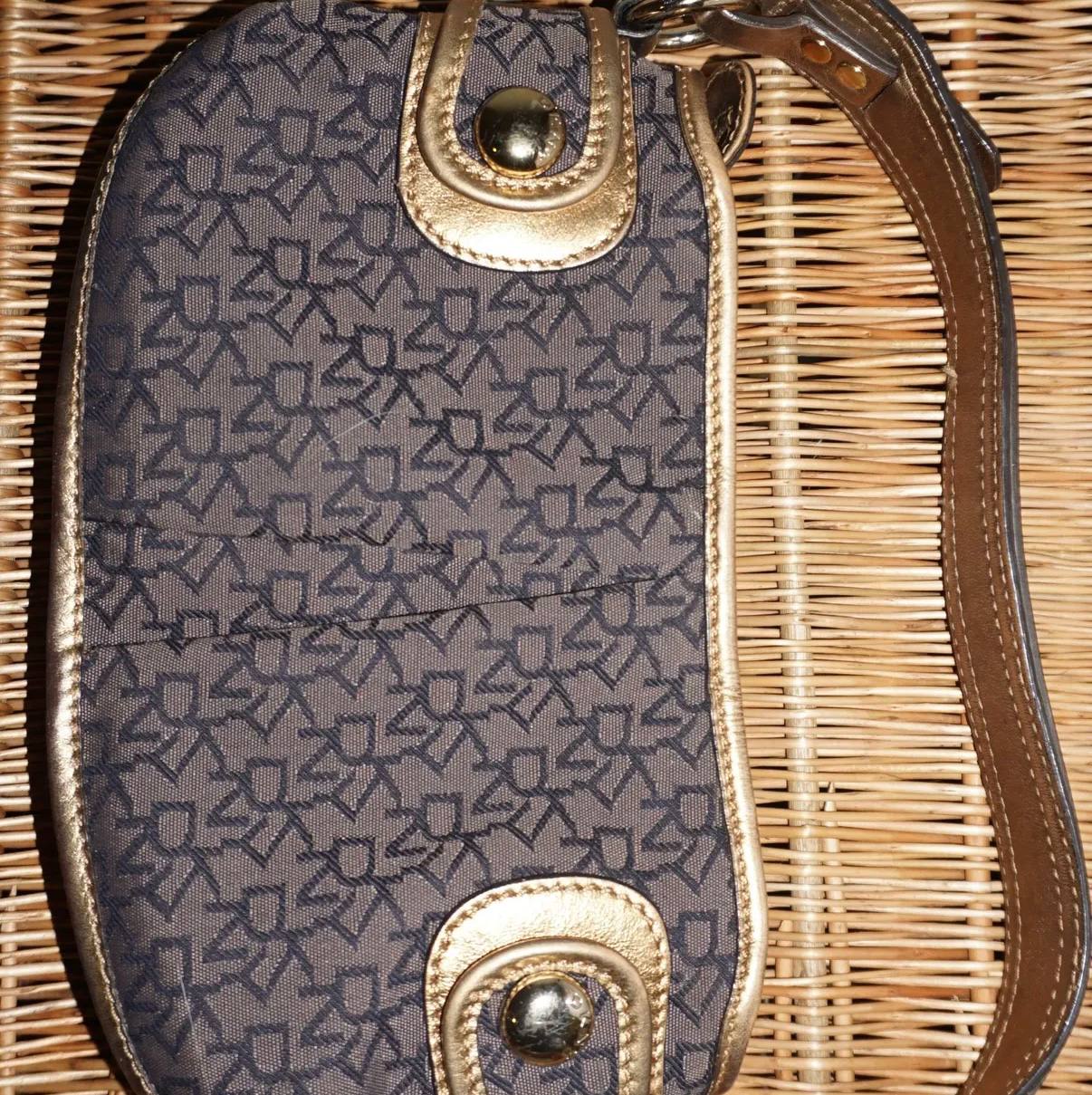 Винтажная сумка DKNY Y2K