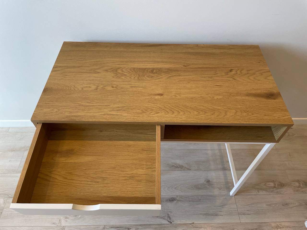 Письменный стол Jysk TRAPPEDAL 48x95, 1 ящик, дуб/белый