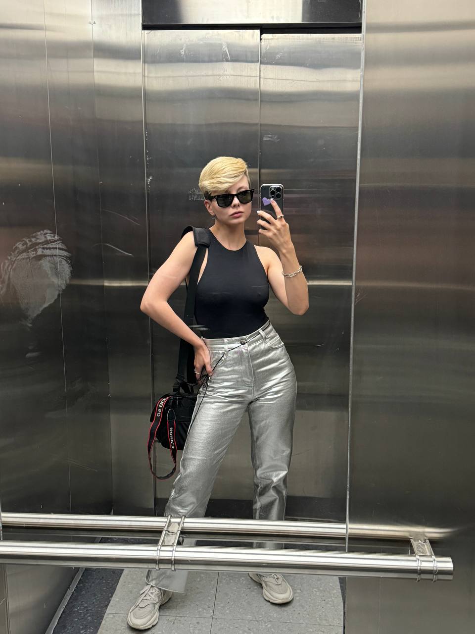 Джинсы Zara серебристые, размер S