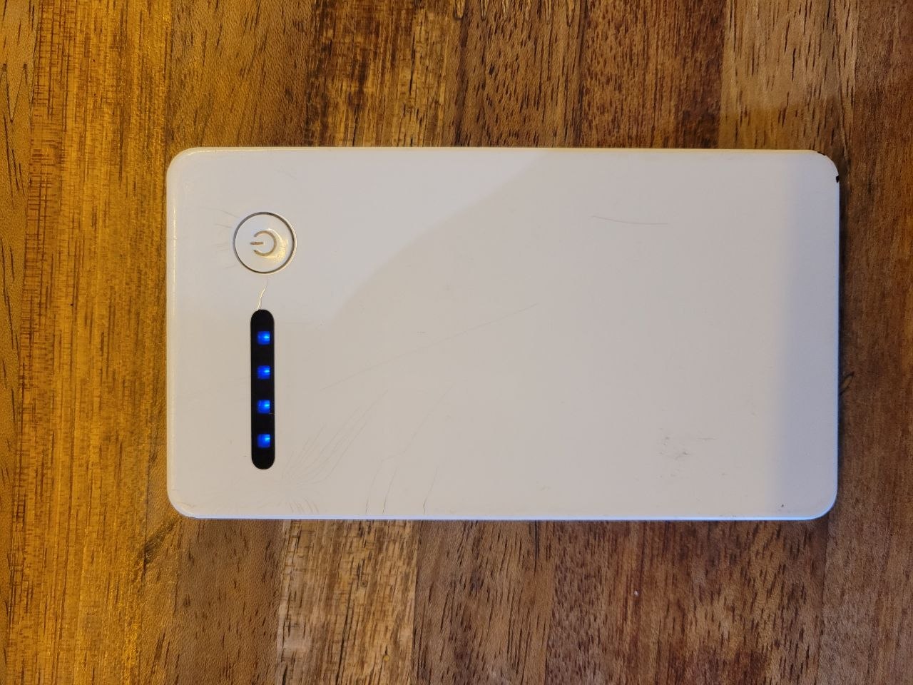 Powerbank IKEA J1326F