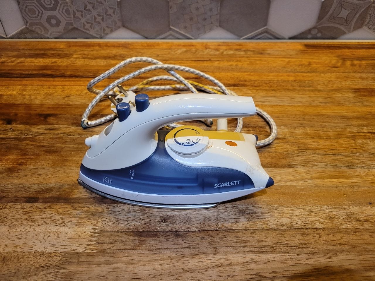 Утюг Scarlett SC-1135S