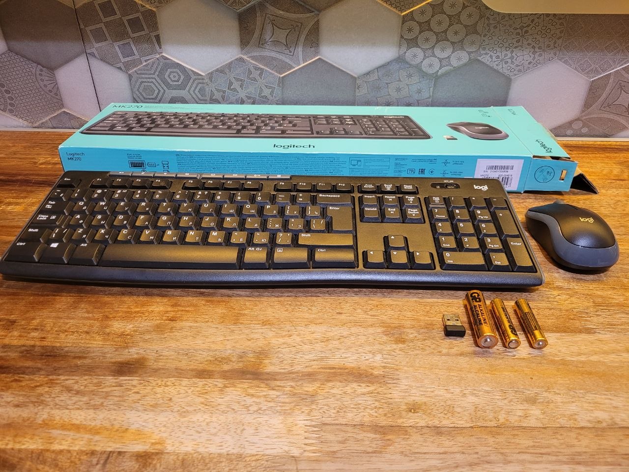 Клавиатура + мышь Logitech MK270 (беспроводные, 2.4 ГГц)