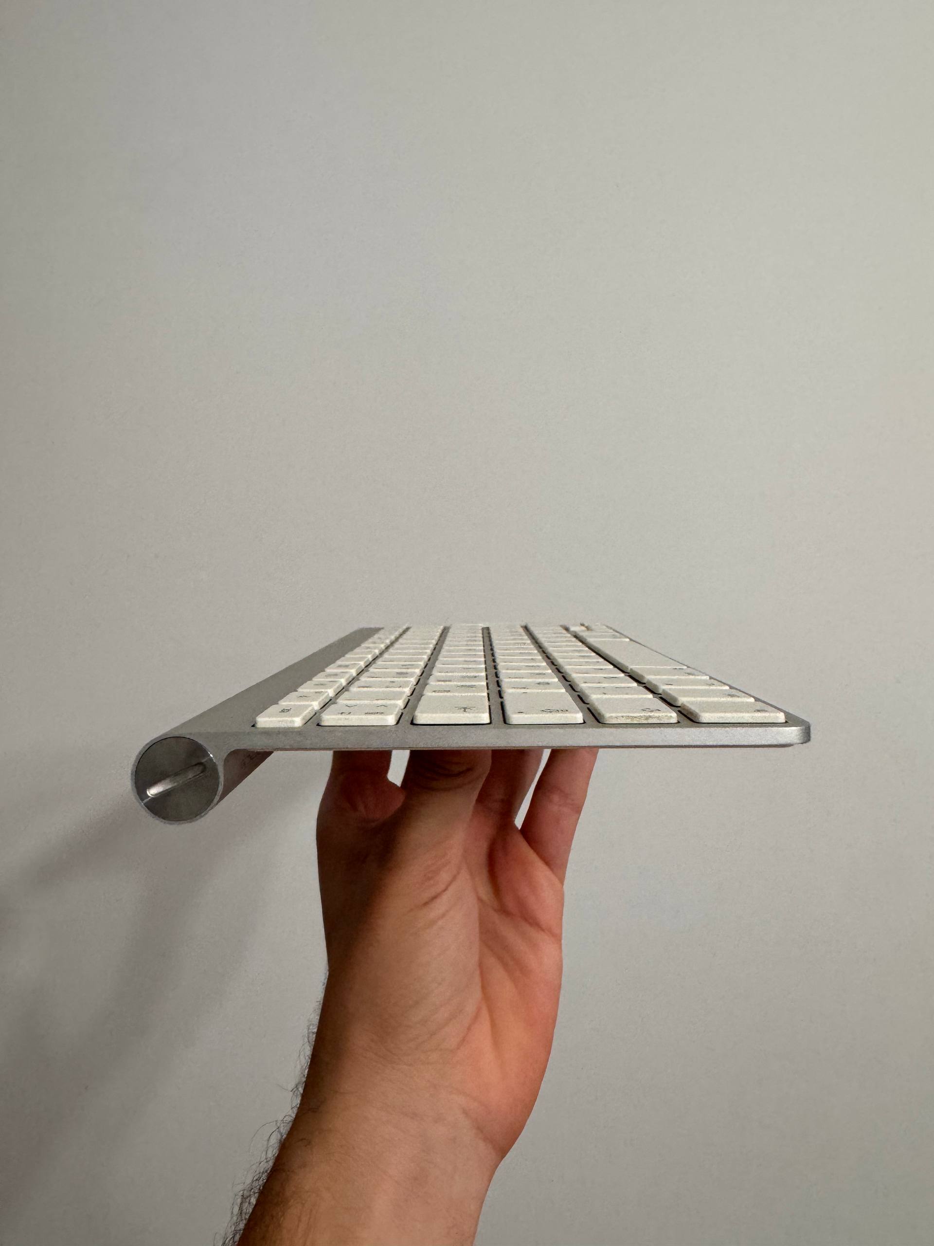 Apple Wireless Keyboard A1314