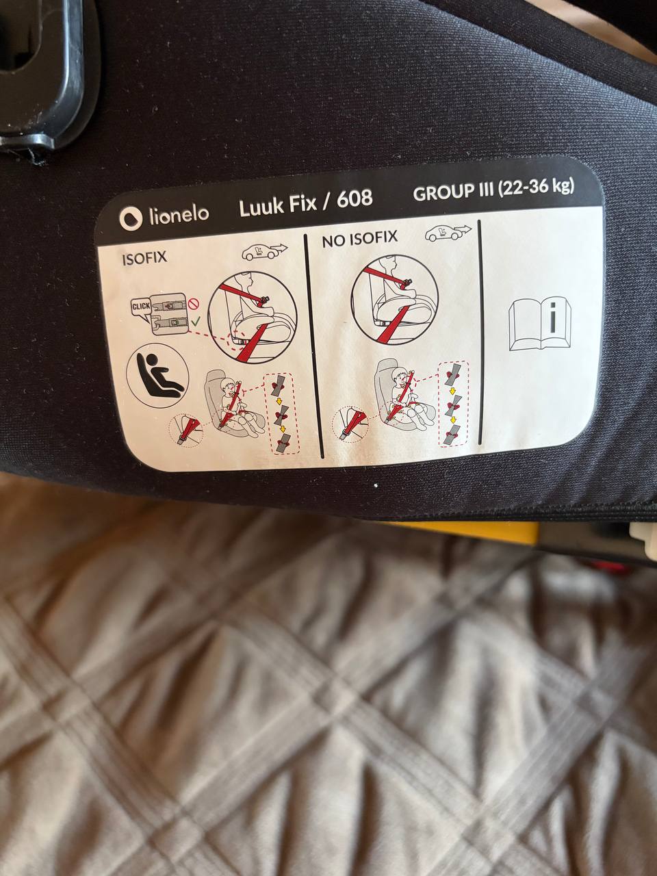 Детское автокресло-бустер с Isofix