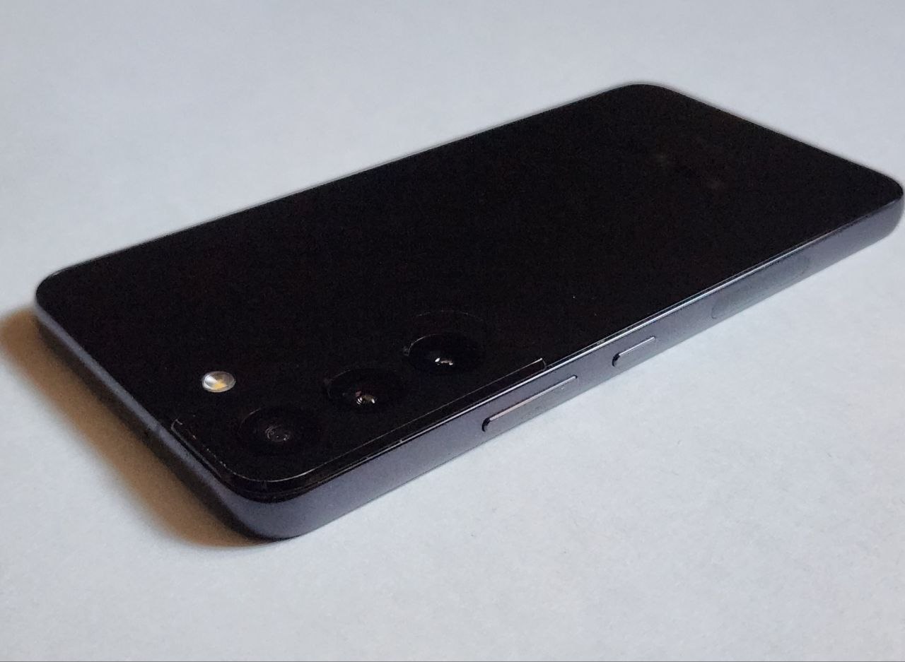 Samsung Galaxy S22 8/128 GB Snapdragon