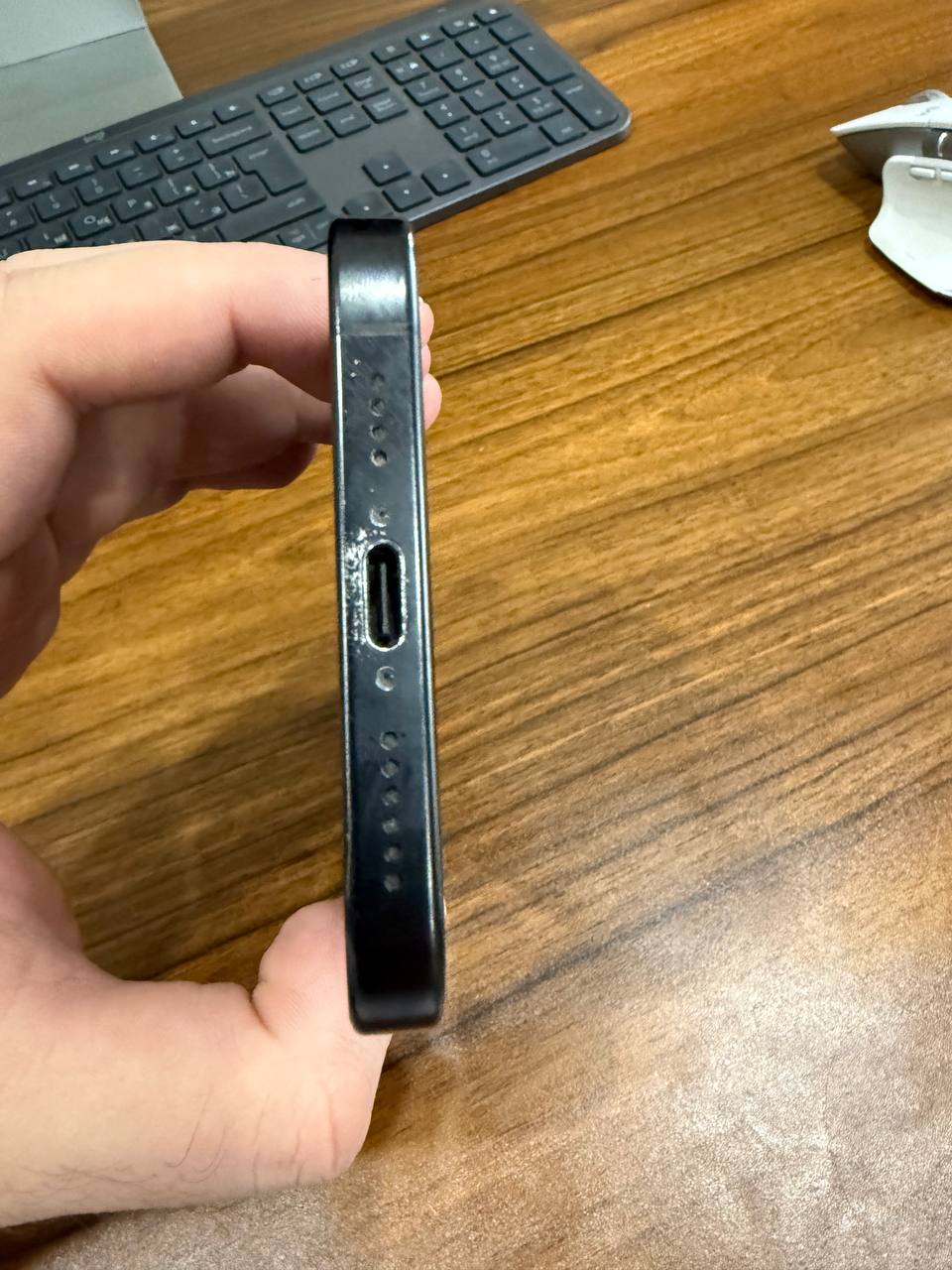 iPhone 16 Pro Max 1TB Black