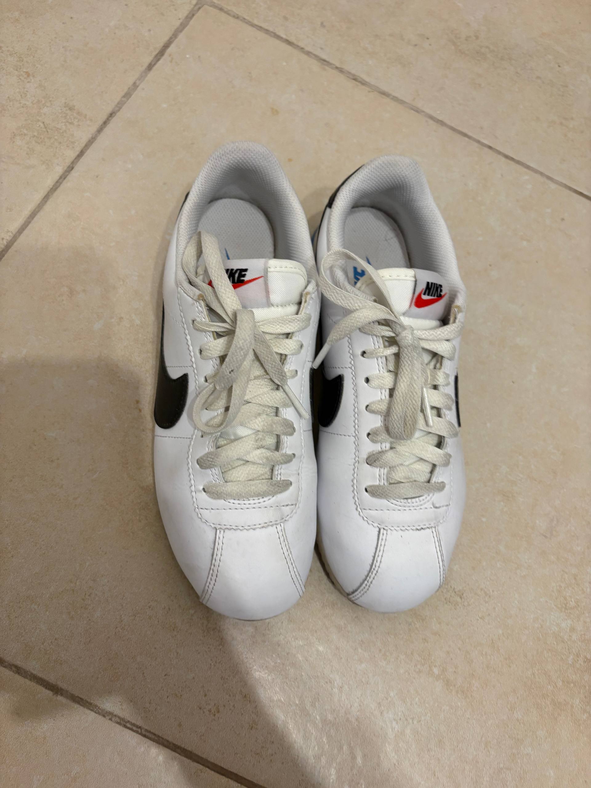 Кроссовки Nike, размер EUR 37,5
