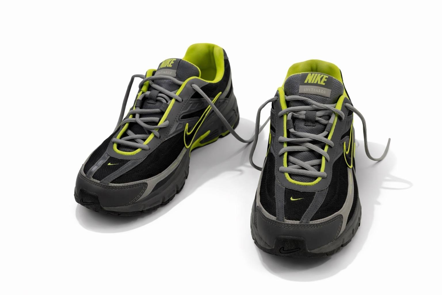 Кроссовки Nike Initiator, размер 42-43 (EU)