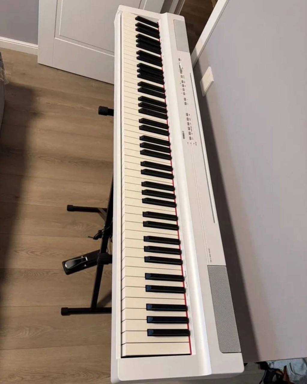 Цифровое пианино Yamaha P-125a