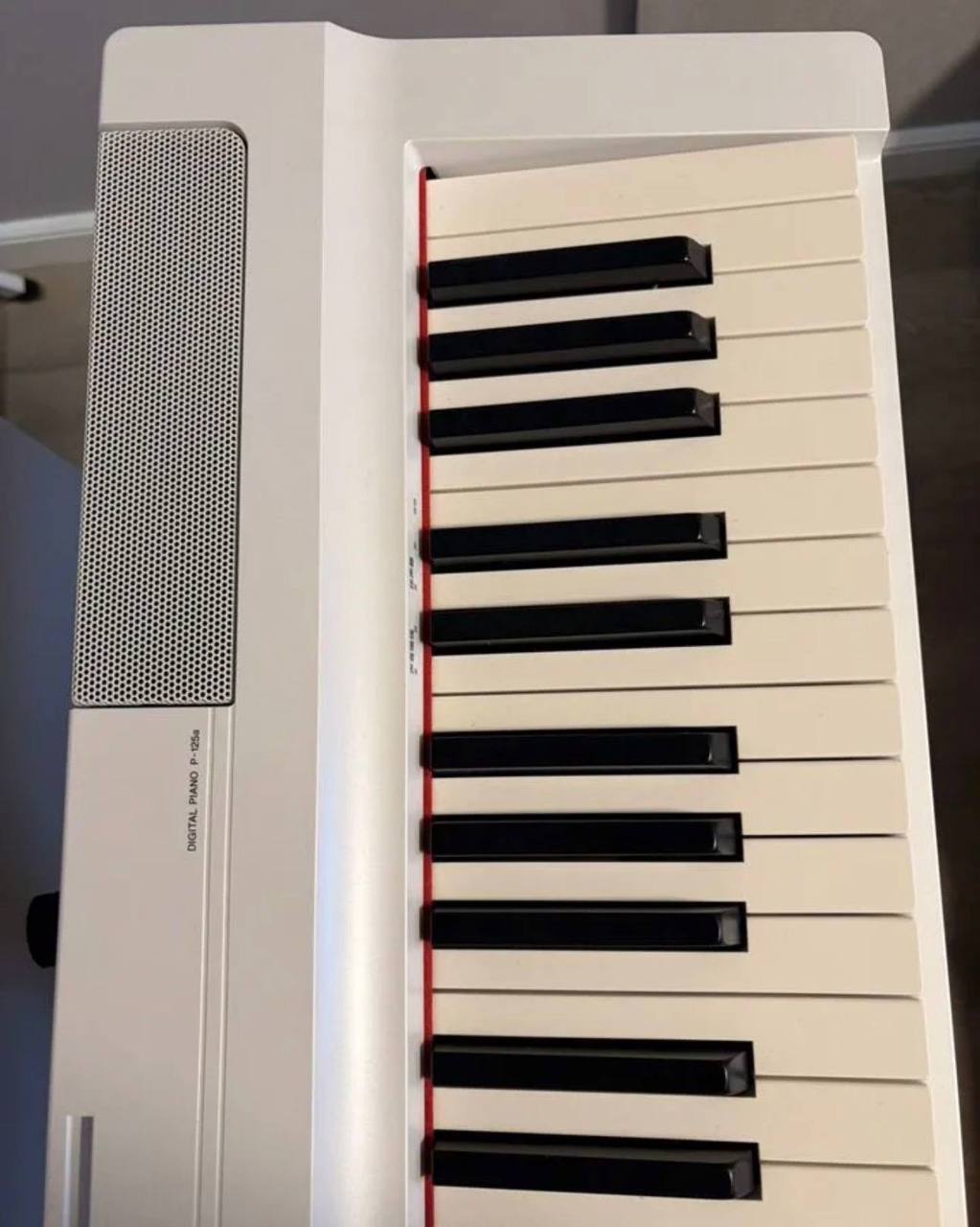Цифровое пианино Yamaha P-125a